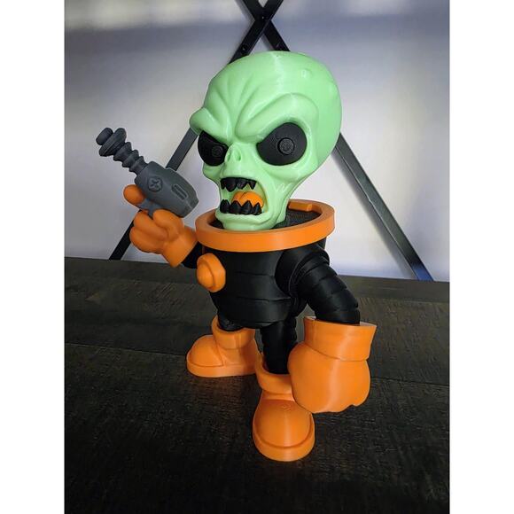 Aeon the Alien 3d Figure - Picture 2 of 6